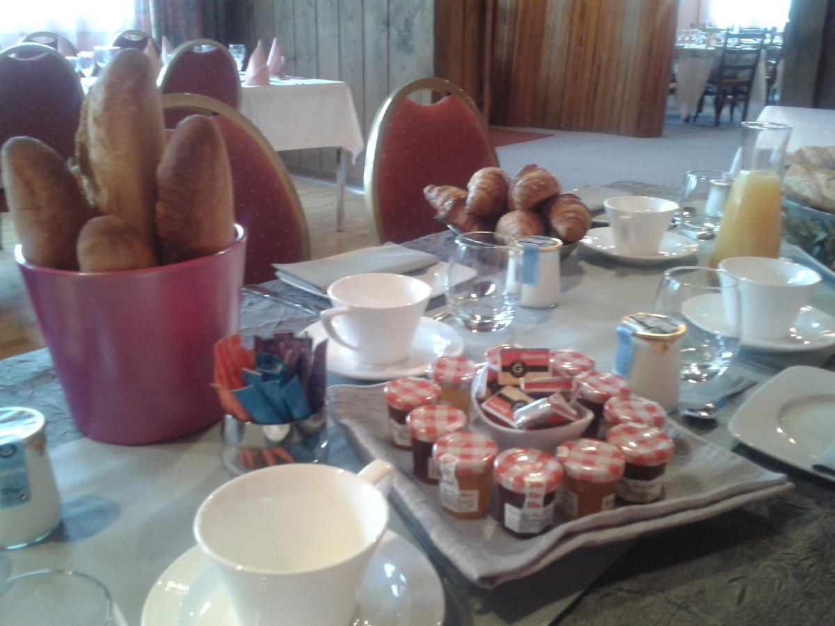 Logis - Hotel Restaurant Du Canard Hangest-sur-Somme 외부 사진